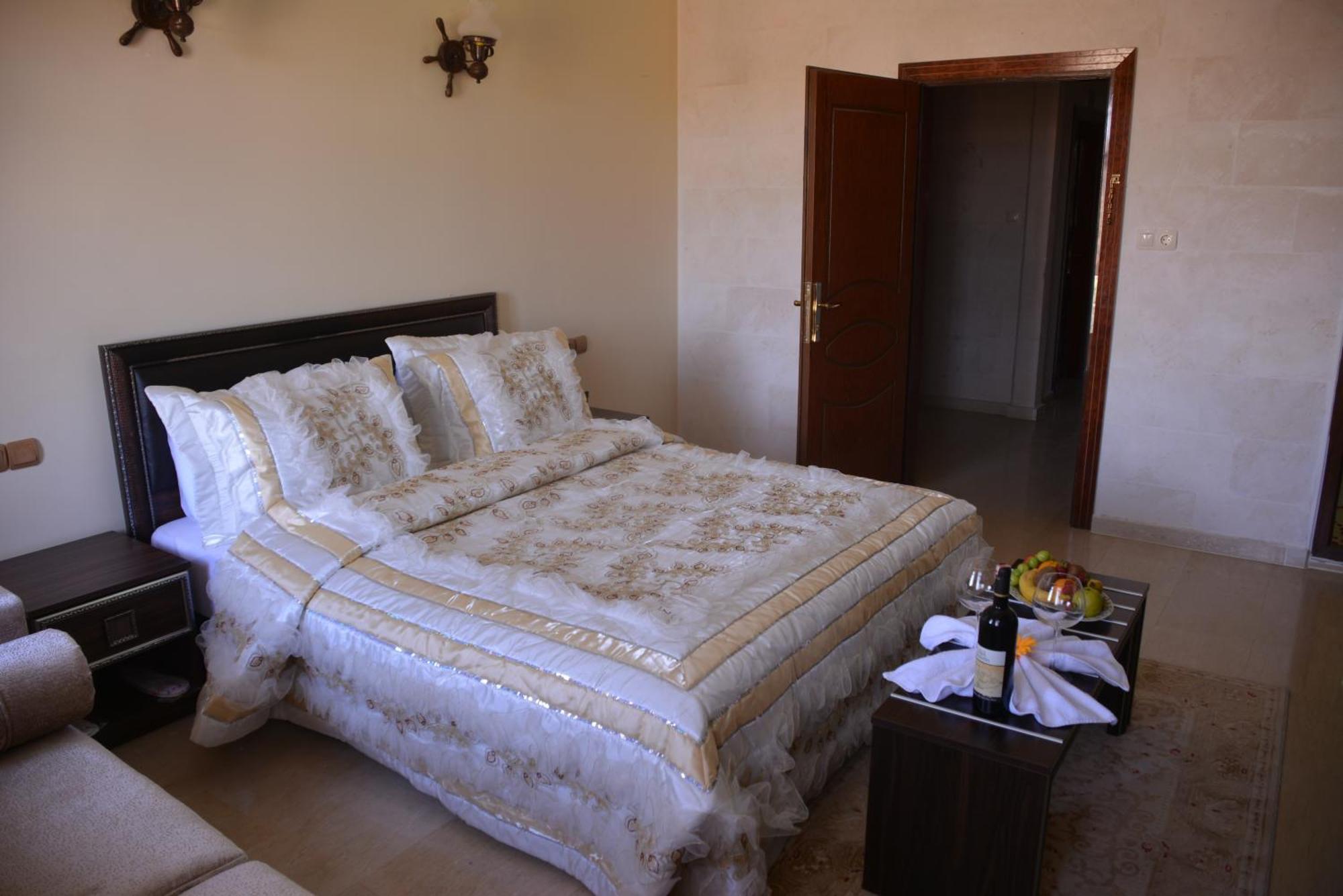 Turabdin Hotel Midyat Habitación foto