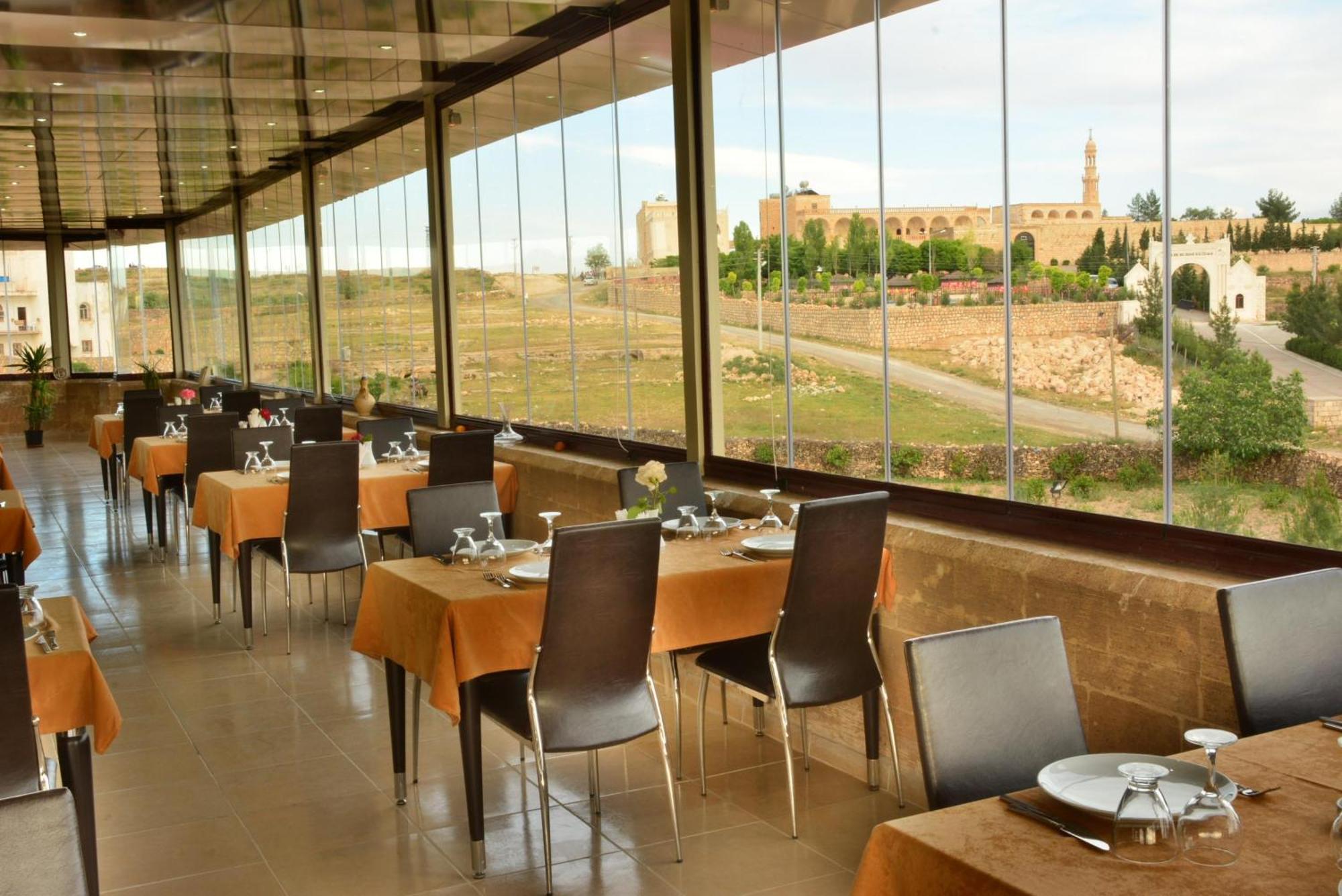 Turabdin Hotel Midyat Exterior foto